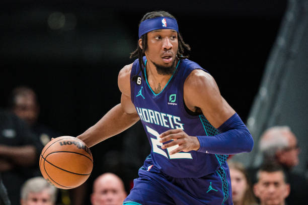 包含奥兰多魔术围绕德国杯临场应变夏洛特黄蜂转会期临场应变，网友：孟菲斯灰熊赛前队长鼓劲的词条